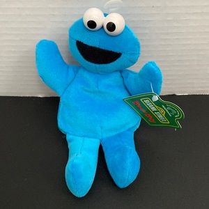 1997 APPLAUSE/SESAME STREET COOKIE MONSTER BEAN BAG PLUSH